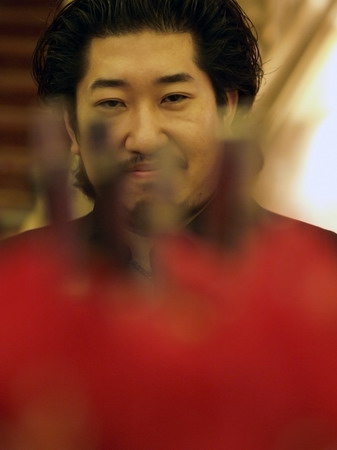 advertise/071031Kazuiro Japanese opera singer\l04-musicindustry060.jpg